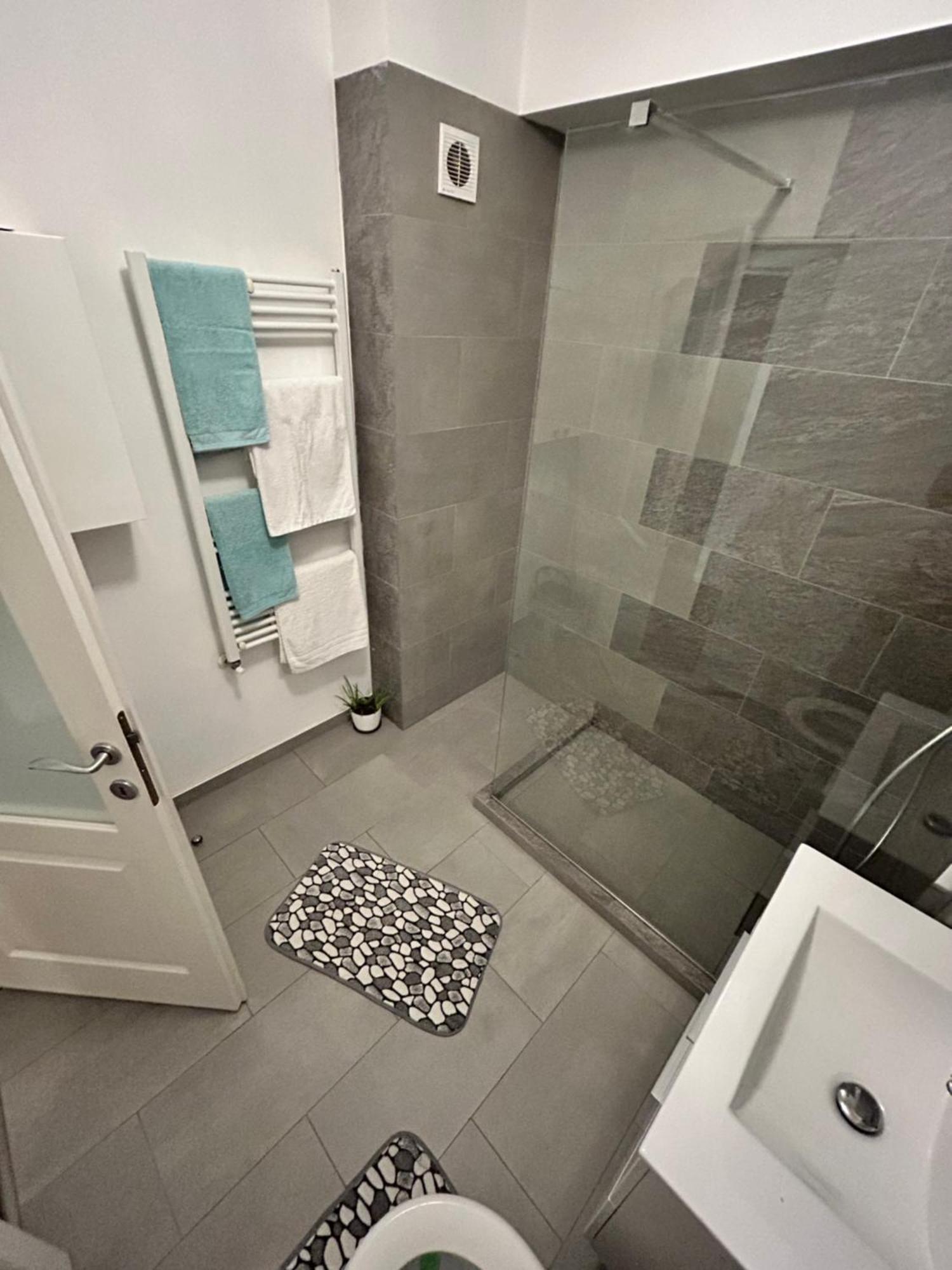 Апартаменти Bobo S House Клуж-Напока Екстер'єр фото